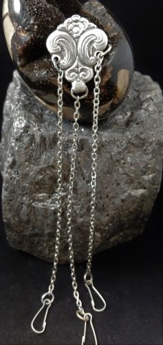 Flourish Chatelaine