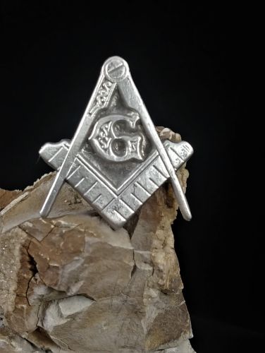 Masonic Pin (large)