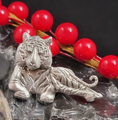Tiger Pin